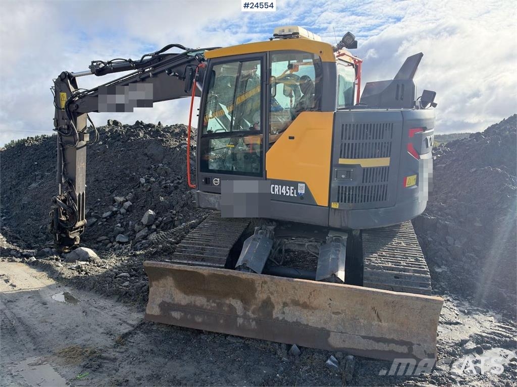 Volvo ECR145 Tracked excavator - Tilt and grading bucket Bageri guseničari