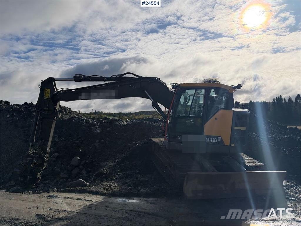 Volvo ECR145 Tracked excavator - Tilt and grading bucket Bageri guseničari