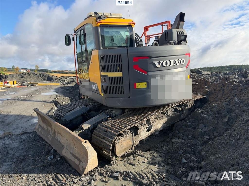 Volvo ECR145 Tracked excavator - Tilt and grading bucket Bageri guseničari