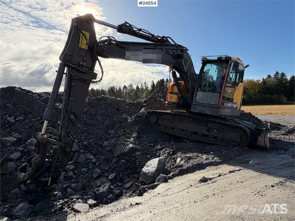 Volvo ECR145 Tracked excavator - Tilt and grading bucket Bageri guseničari