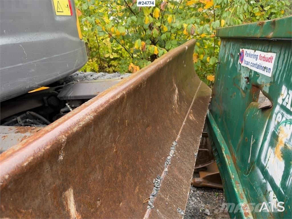 Volvo ECR145EL Excavator with GPS, Rototilt, OilQuick, H Kāpurķēžu ekskavatori