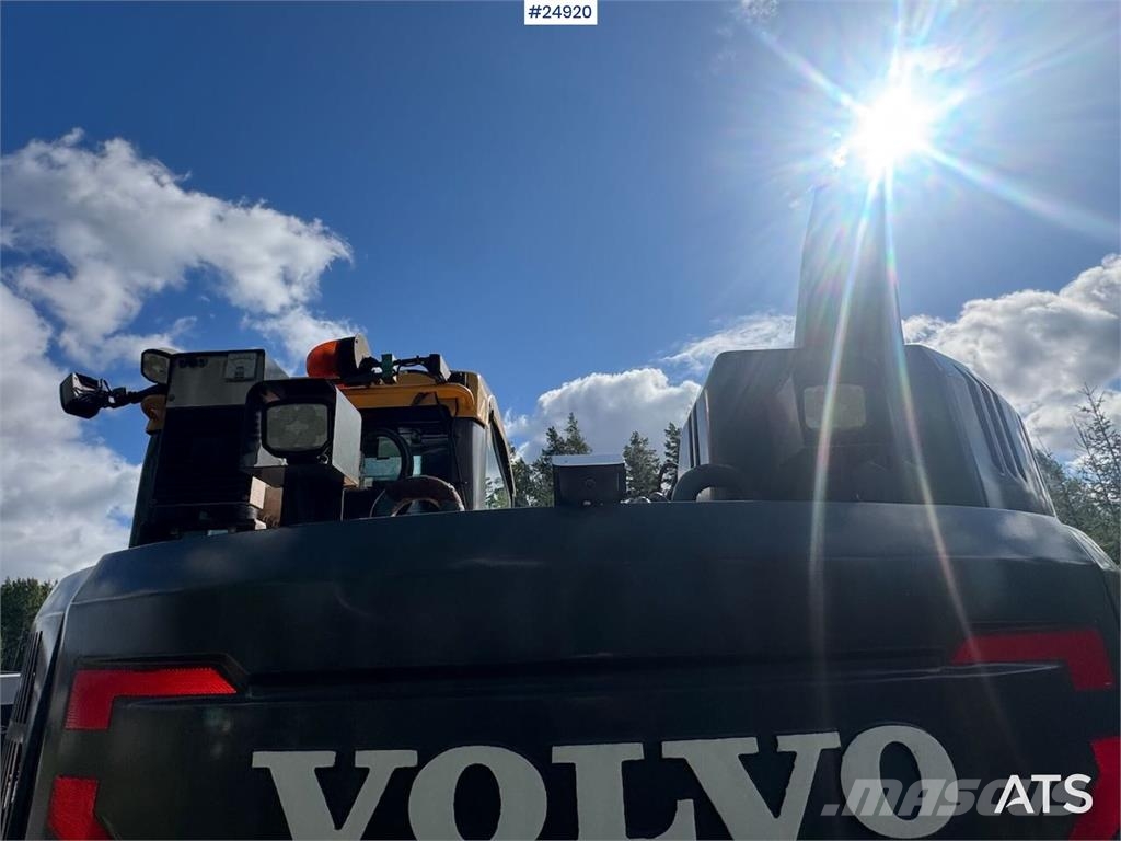 Volvo ECR145EL Tracked excavator with rail wheels – 4,30 Beltegraver