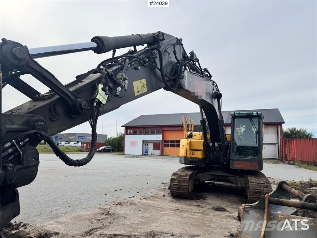 Volvo ECR235EL Excavator w/ Rototilt, 3 buckets, GPS and Beltegraver