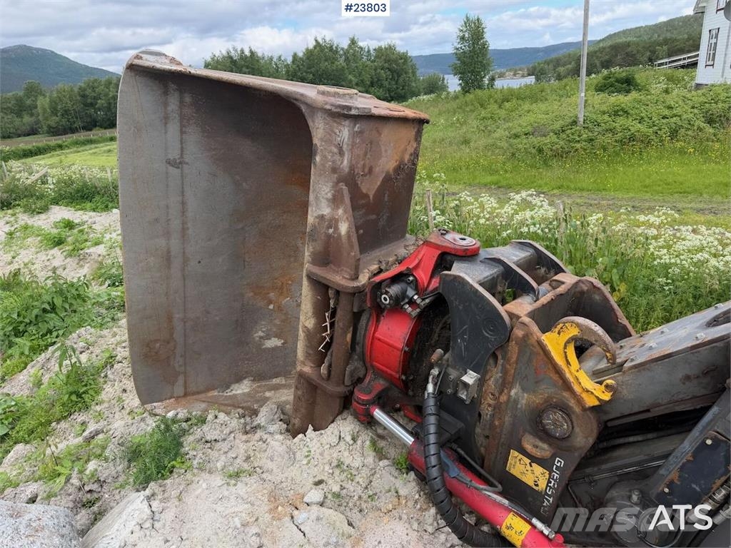 Volvo ECR305CL excavator w/ GPS, sanding bucket and roto حفارات زحافة