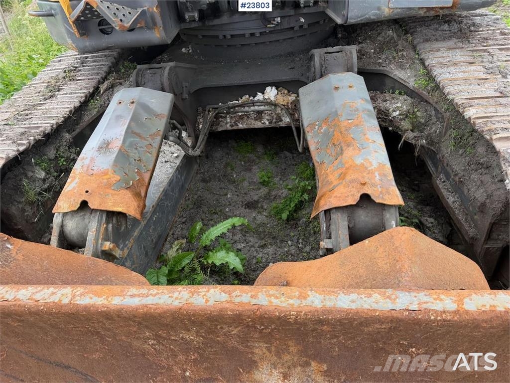 Volvo ECR305CL excavator w/ GPS, sanding bucket and roto حفارات زحافة