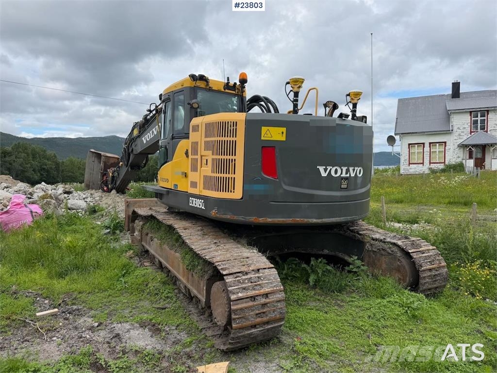 Volvo ECR305CL excavator w/ GPS, sanding bucket and roto حفارات زحافة