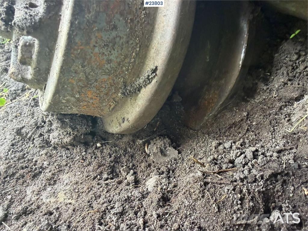 Volvo ECR305CL excavator w/ GPS, sanding bucket and roto حفارات زحافة