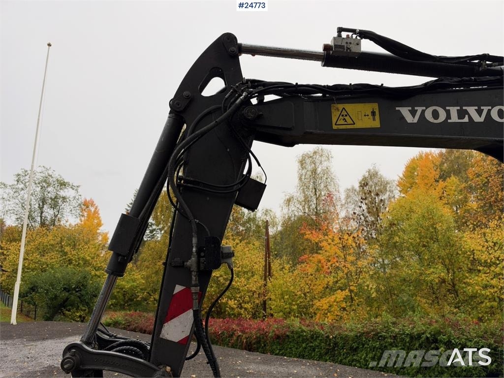 Volvo ECR58D Excavator with Rototilt and 3 Buckets Mini ekskavatori < 7 t