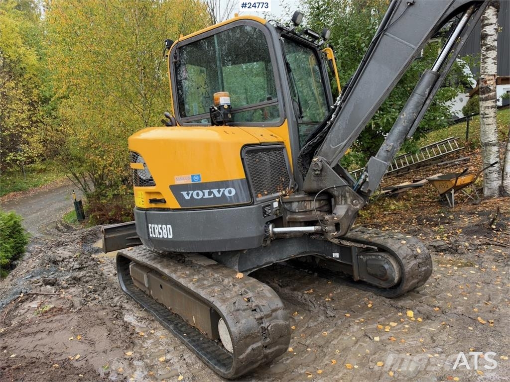 Volvo ECR58D Excavator with Rototilt and 3 Buckets Mini ekskavatori < 7 t