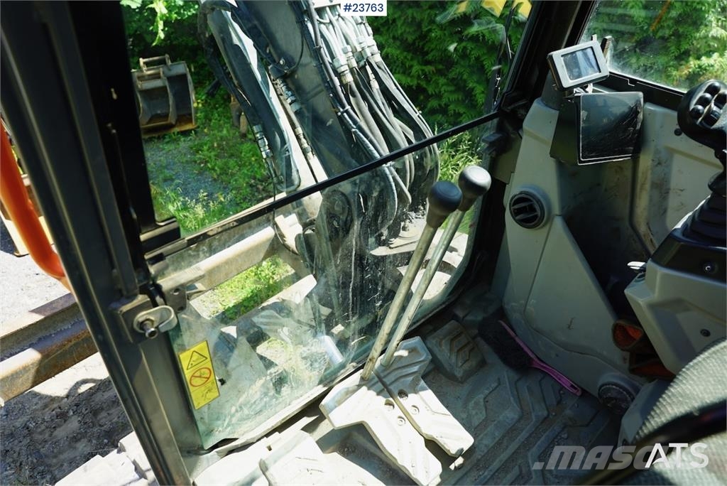 Volvo ECR58F with tilt and two buckets. Only 3,035 hours حفارات صغيرة أقل من 7 طن (حفارات صغيرة)