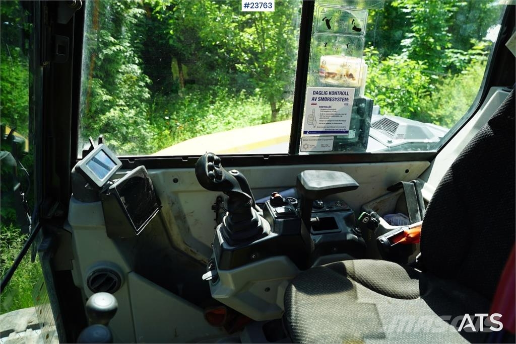 Volvo ECR58F with tilt and two buckets. Only 3,035 hours حفارات صغيرة أقل من 7 طن (حفارات صغيرة)