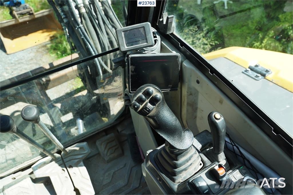 Volvo ECR58F with tilt and two buckets. Only 3,035 hours حفارات صغيرة أقل من 7 طن (حفارات صغيرة)