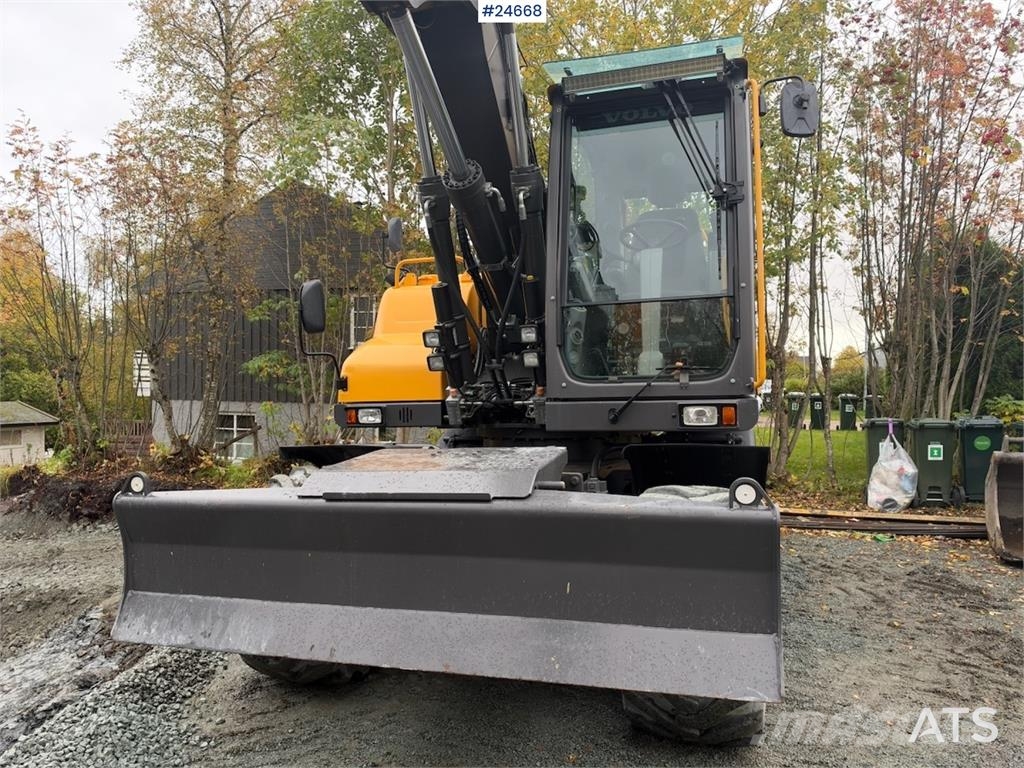 Volvo EW140D Wheeled Excavator with Rototilt, GPS and Gr Hjulgravere