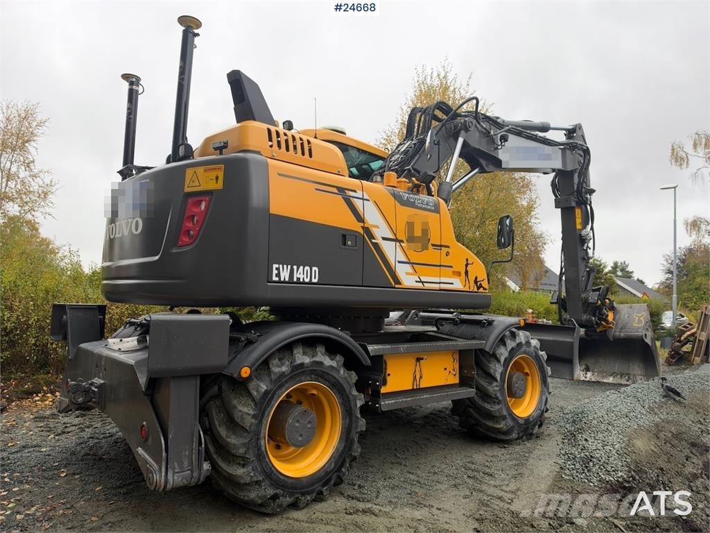 Volvo EW140D Wheeled Excavator with Rototilt, GPS and Gr Hjulgravere