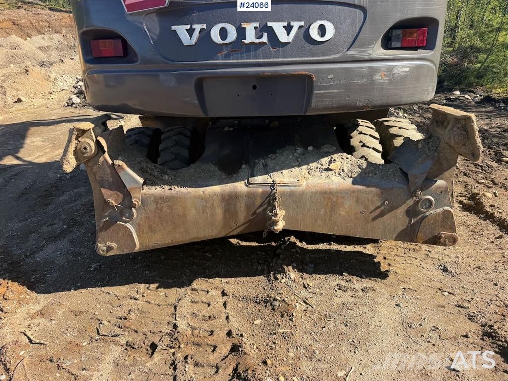 Volvo EW160B w/ rototilt and two buckets. WATCH VIDEO Wielgraafmachines