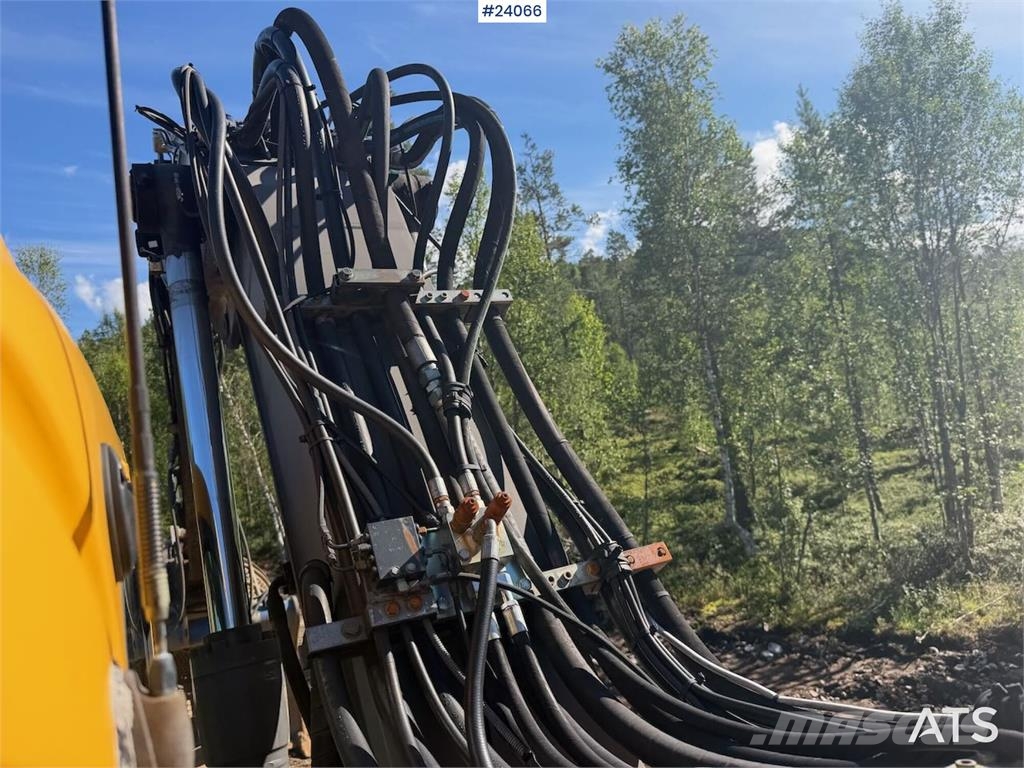 Volvo EW160B w/ rototilt and two buckets. WATCH VIDEO Wielgraafmachines