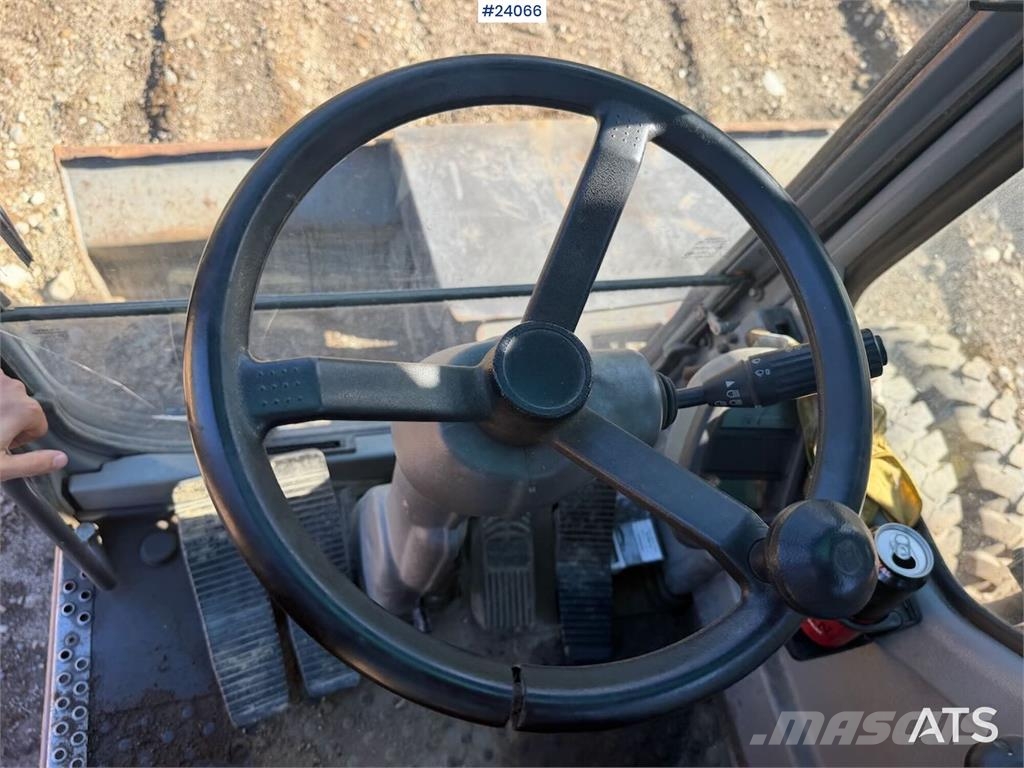 Volvo EW160B w/ rototilt and two buckets. WATCH VIDEO Wielgraafmachines