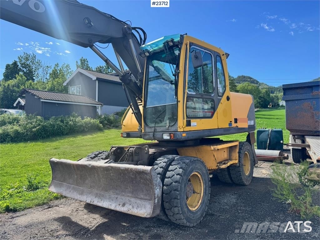 Volvo EW160B Wheeled Excavator with Rototilt and 2 Bucke Hjulgravere