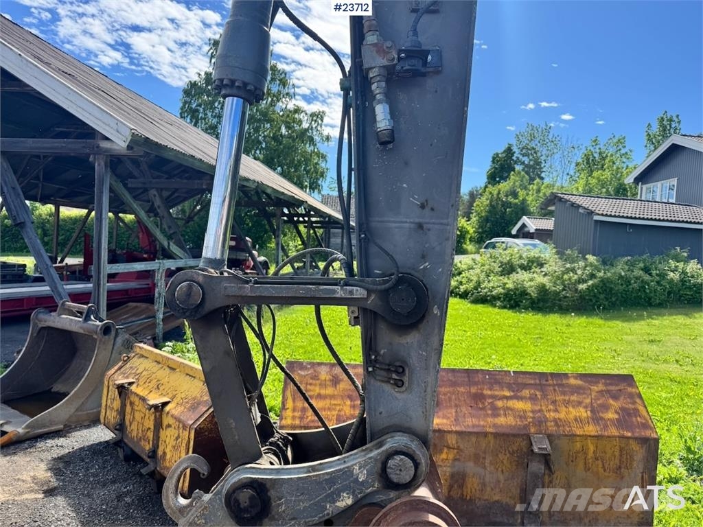 Volvo EW160B Wheeled Excavator with Rototilt and 2 Bucke Hjulgravere