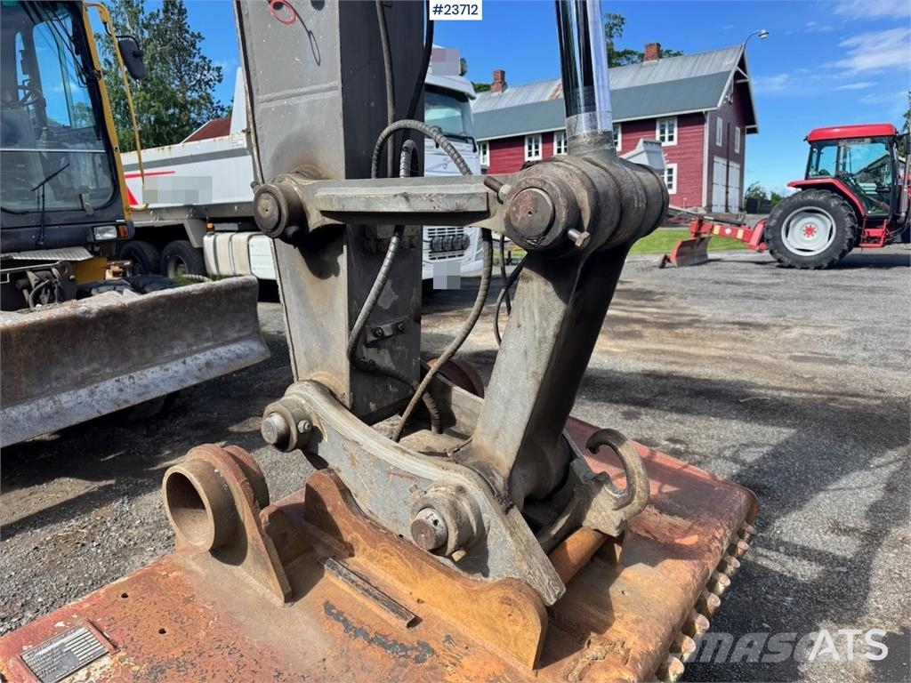 Volvo EW160B Wheeled Excavator with Rototilt and 2 Bucke Hjulgravere