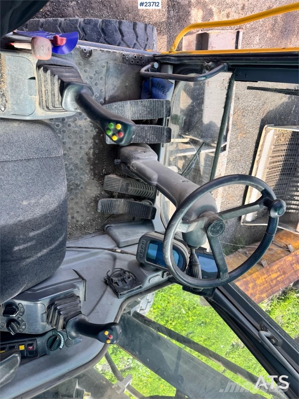 Volvo EW160B Wheeled Excavator with Rototilt and 2 Bucke Hjulgravere