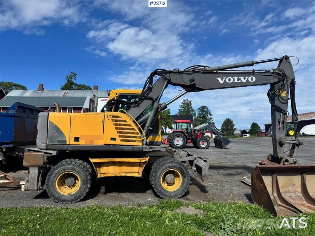 Volvo EW160B Wheeled Excavator with Rototilt and 2 Bucke Hjulgravere