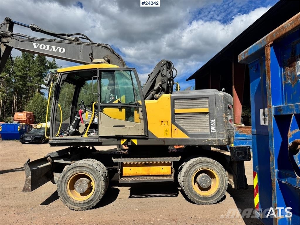 Volvo EW160E Wheeled Excavator w/ Elevating Cab and Grap Hjulgravere