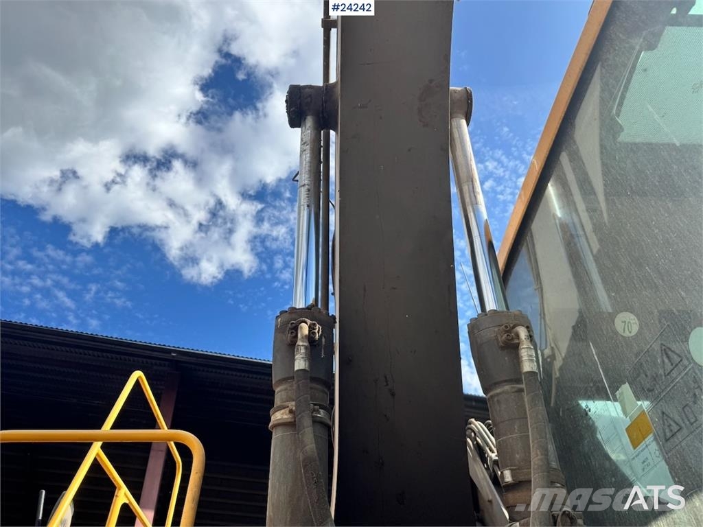 Volvo EW160E Wheeled Excavator w/ Elevating Cab and Grap Hjulgravere