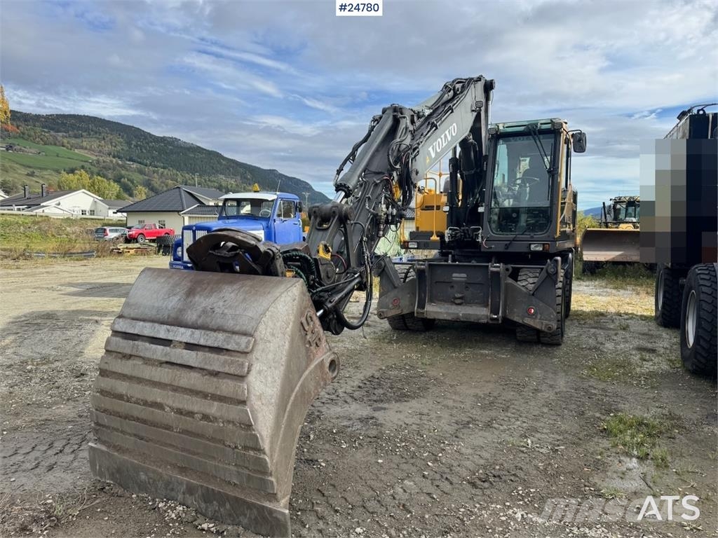 Volvo EW160E Wheeled Excavator with Rototilt and Grading Колёсные экскаваторы