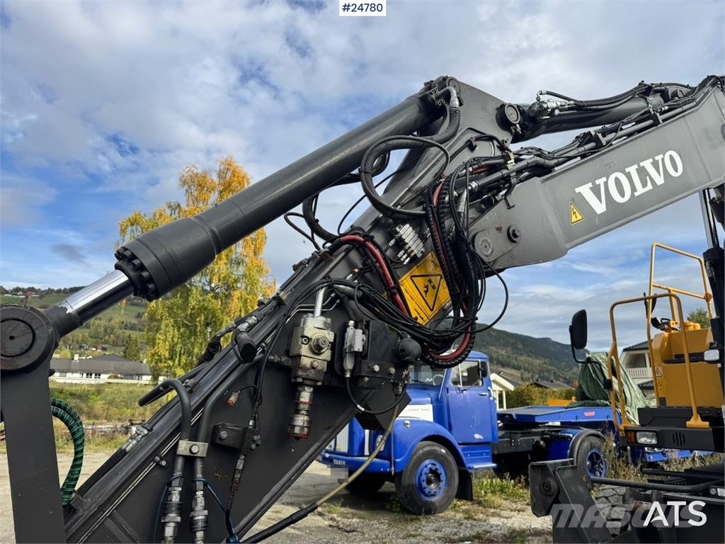 Volvo EW160E Wheeled Excavator with Rototilt and Grading Колёсные экскаваторы