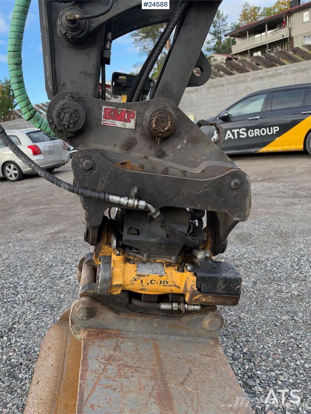 Volvo EW60E Wheeled excavator with tiltrotator and 2 buc Hjulgravere