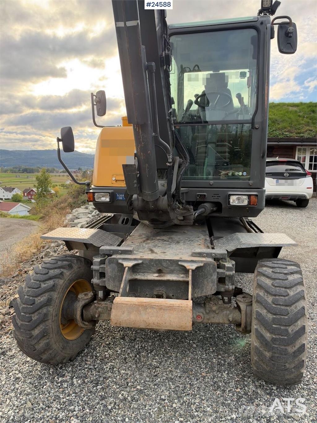 Volvo EW60E Wheeled excavator with tiltrotator and 2 buc Hjulgravere