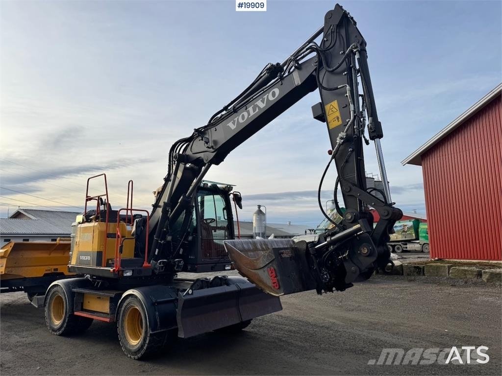 Volvo EWR130 Wheeled Excavator with Rototilt and 2 Bucke Beltegraver