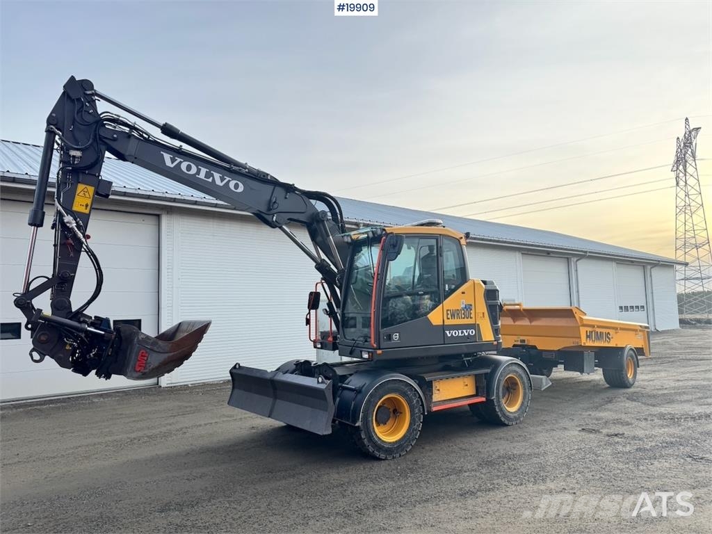 Volvo EWR130 Wheeled Excavator with Rototilt and 2 Bucke Beltegraver