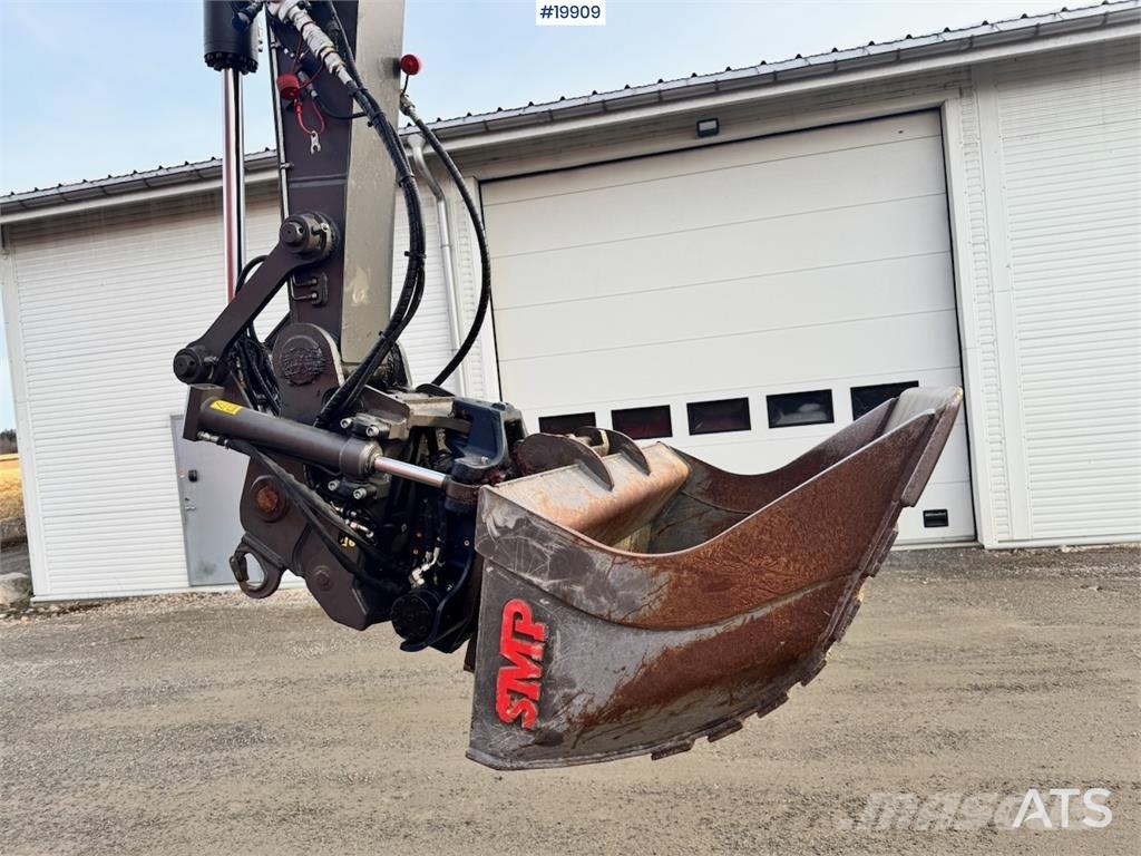 Volvo EWR130 Wheeled Excavator with Rototilt and 2 Bucke Beltegraver