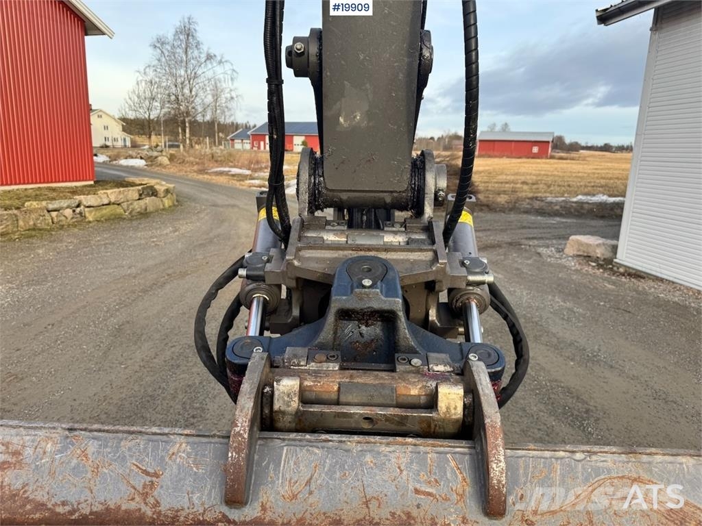 Volvo EWR130 Wheeled Excavator with Rototilt and 2 Bucke Beltegraver