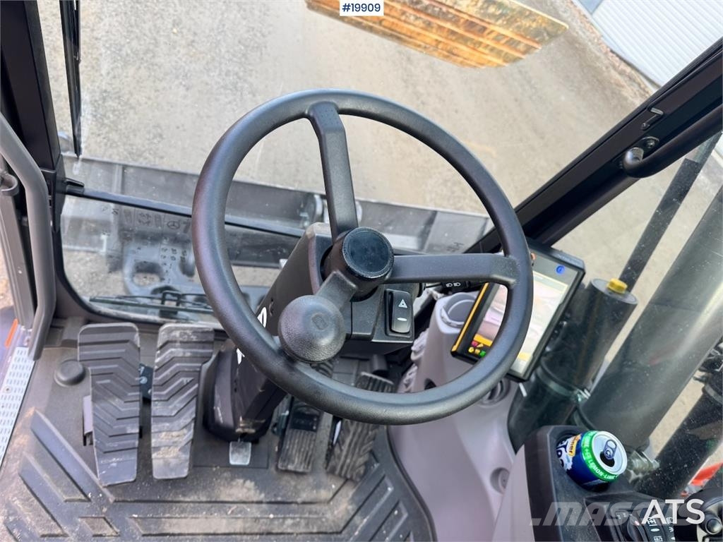 Volvo EWR130 Wheeled Excavator with Rototilt and 2 Bucke Beltegraver