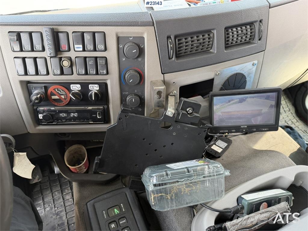 Volvo FE 2-chamber waste collection vehicle Kamioni za otpad