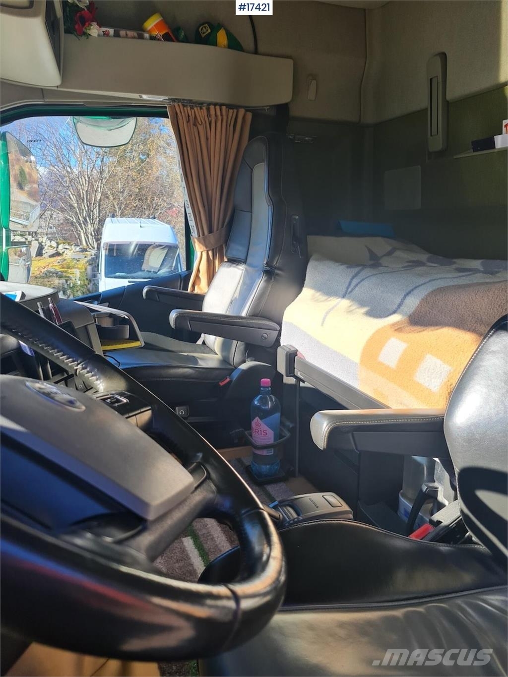 Volvo FH 8x4 Chassis SEE VIDEO Chassis met cabine