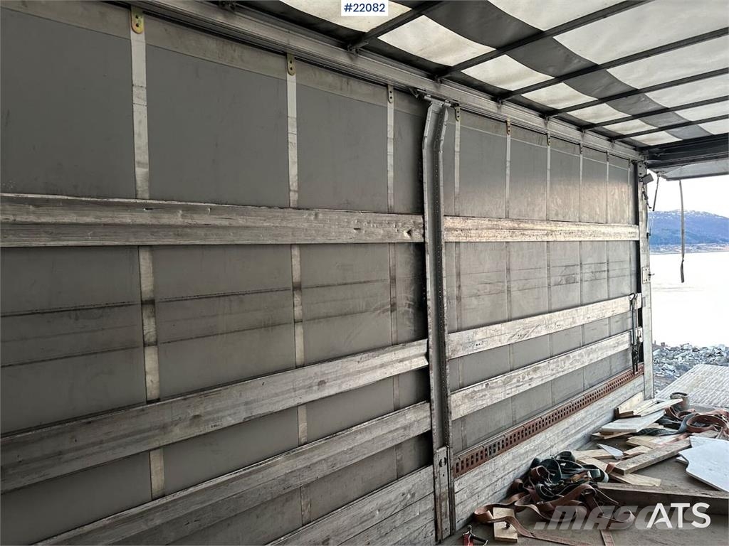 Volvo FH16 700 Tandem Box Truck with Lift and Onspot Camion Fourgon