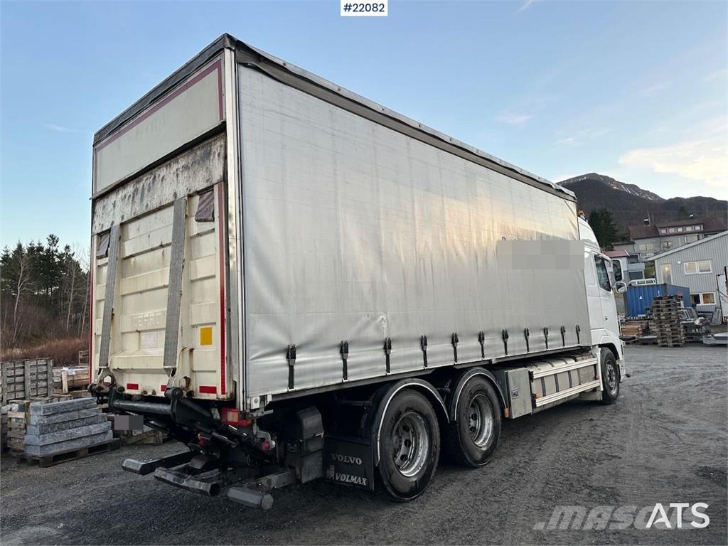 Volvo FH16 700 Tandem Box Truck with Lift and Onspot Camion Fourgon