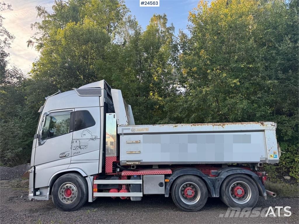 Volvo FH16 750 6x4 Combination vehicle Andre lastebiler