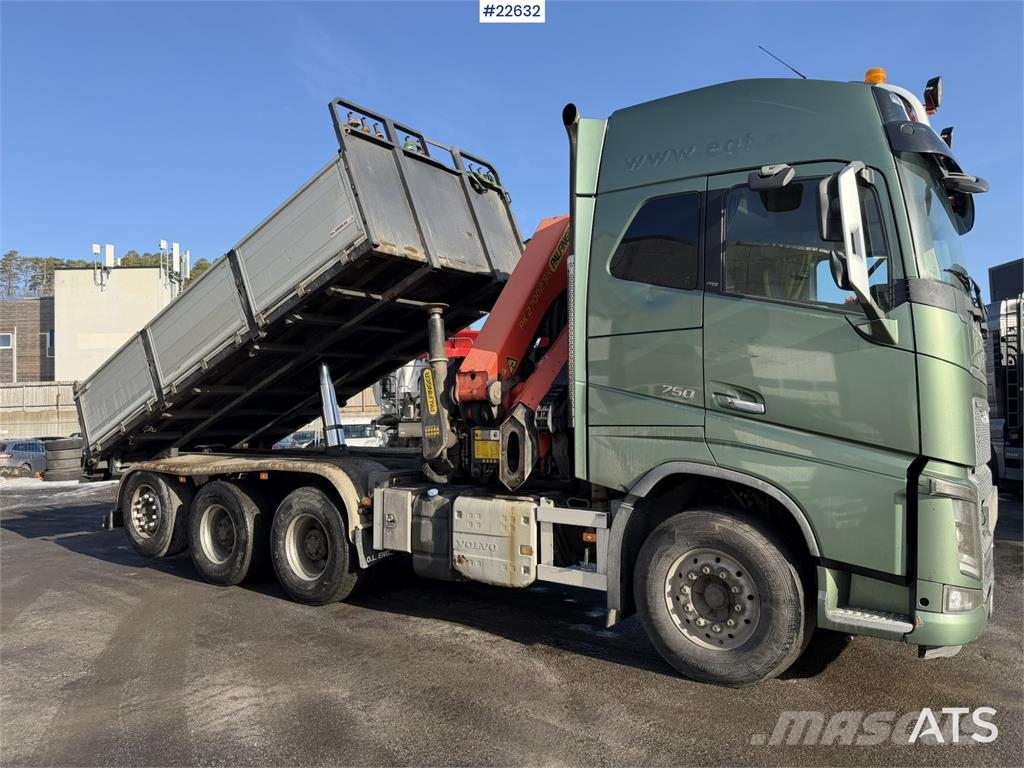 Volvo FH16 8x4 Tridem Crane Truck with 2014 26 t/m Palfi 起重機卡車