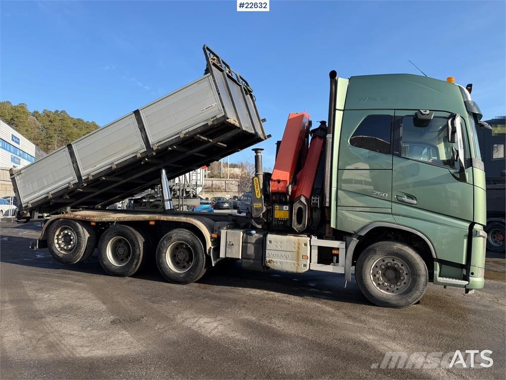 Volvo FH16 8x4 Tridem Crane Truck with 2014 26 t/m Palfi 起重機卡車