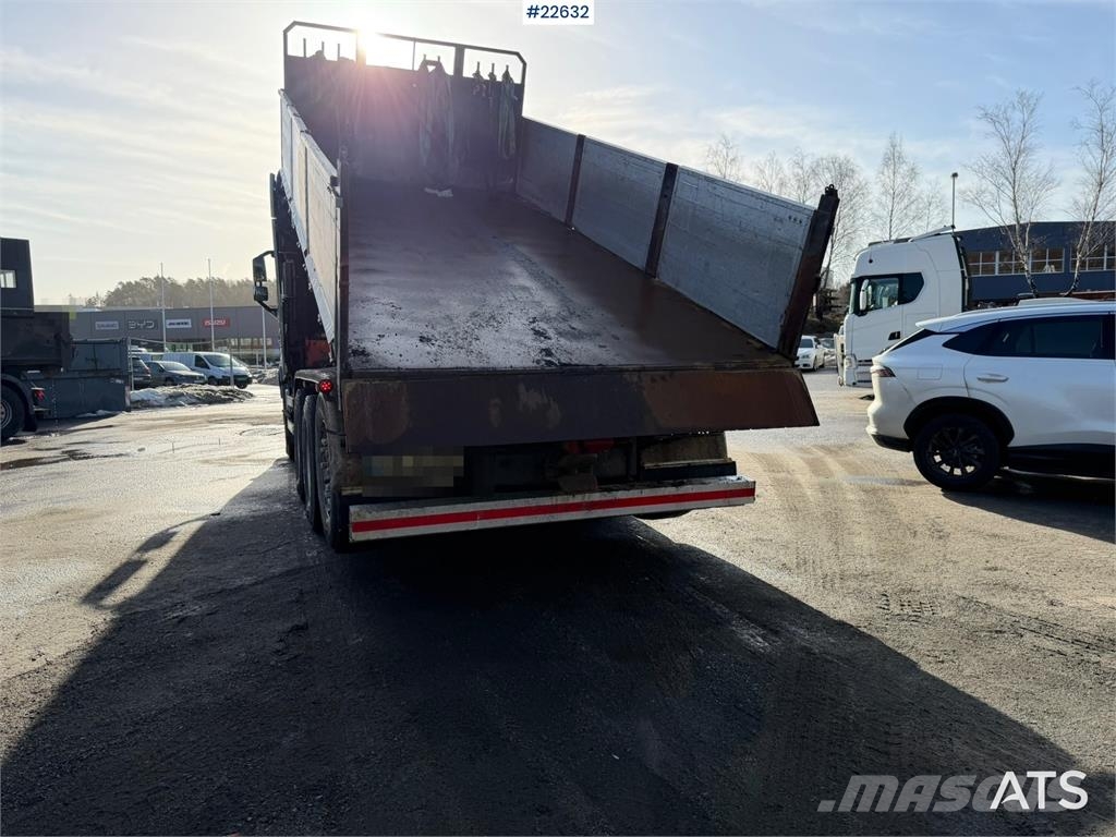 Volvo FH16 8x4 Tridem Crane Truck with 2014 26 t/m Palfi 起重機卡車