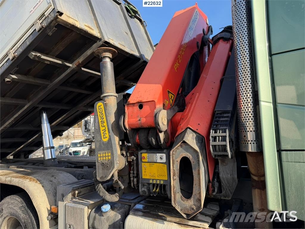 Volvo FH16 8x4 Tridem Crane Truck with 2014 26 t/m Palfi 起重機卡車