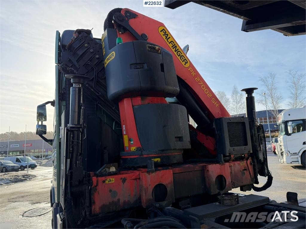 Volvo FH16 8x4 Tridem Crane Truck with 2014 26 t/m Palfi 起重機卡車