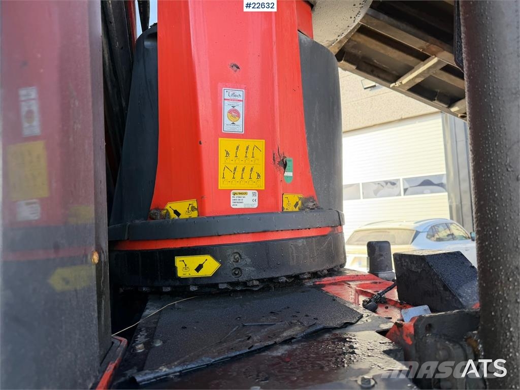 Volvo FH16 8x4 Tridem Crane Truck with 2014 26 t/m Palfi 起重機卡車