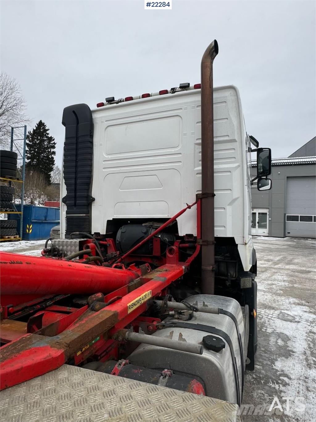 Volvo FH16 tridem hook loader with Joab hook with articu Camiones elevadores de gancho