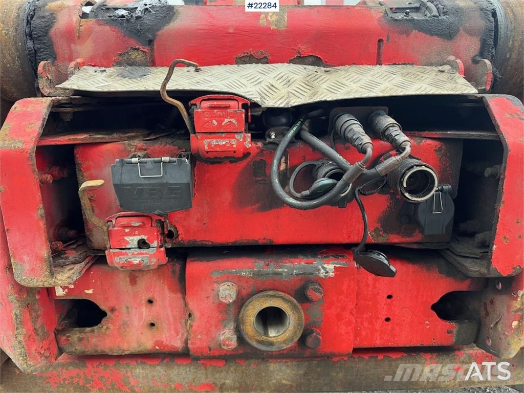 Volvo FH16 tridem hook loader with Joab hook with articu Camiones elevadores de gancho
